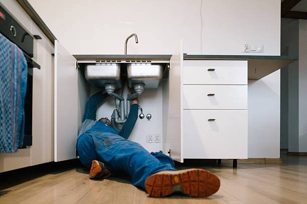 Professional Drain Cleaning technician working in Los Fresnos, TX